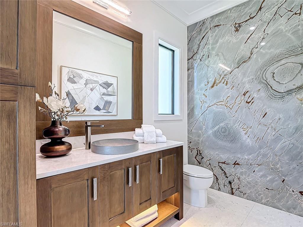 BAY HARBOUR ESTATES - Residential