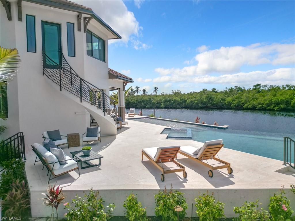 BAY HARBOUR ESTATES - Residential