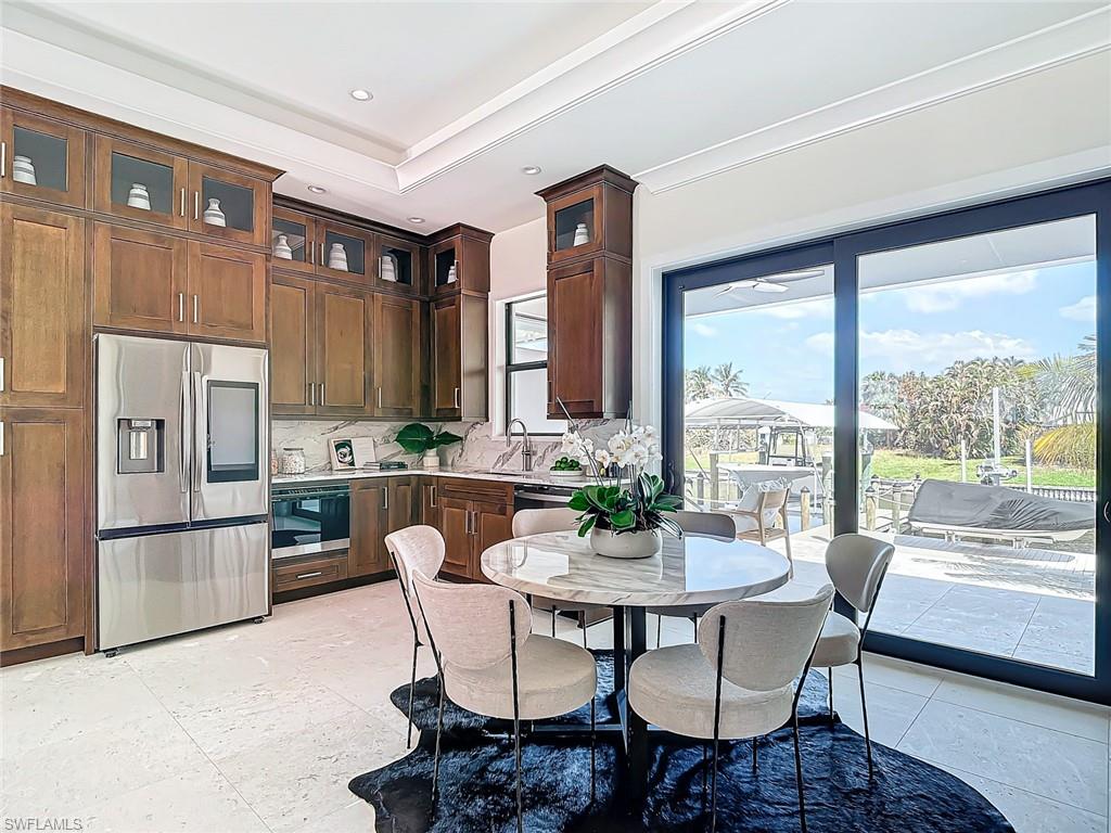 BAY HARBOUR ESTATES - Residential