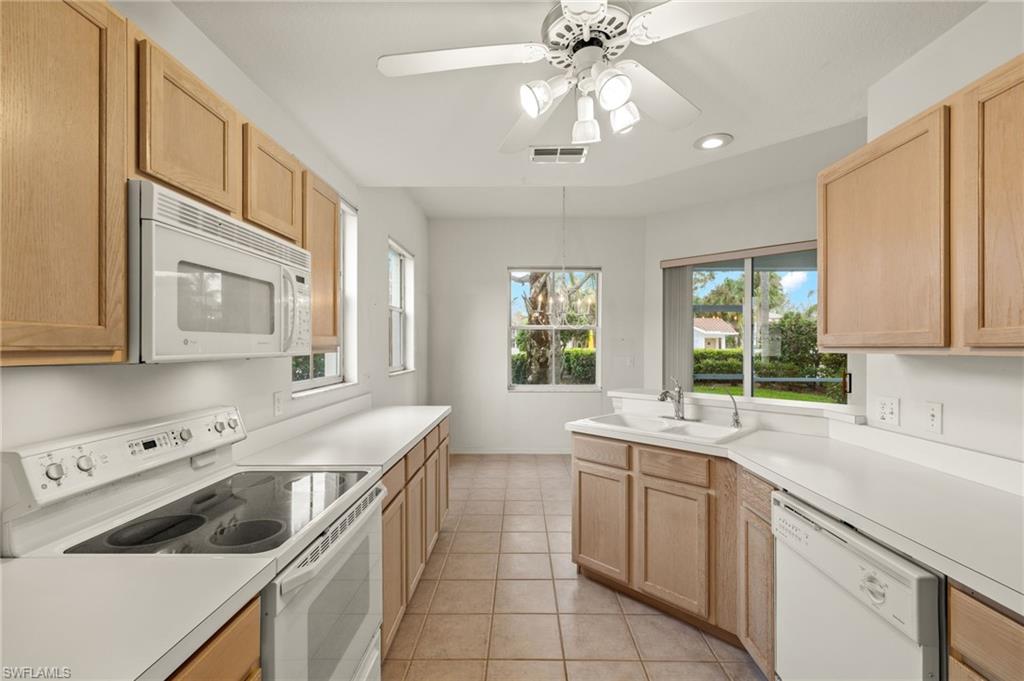 LAS BRISAS AT SPANISH WELLS - Residential