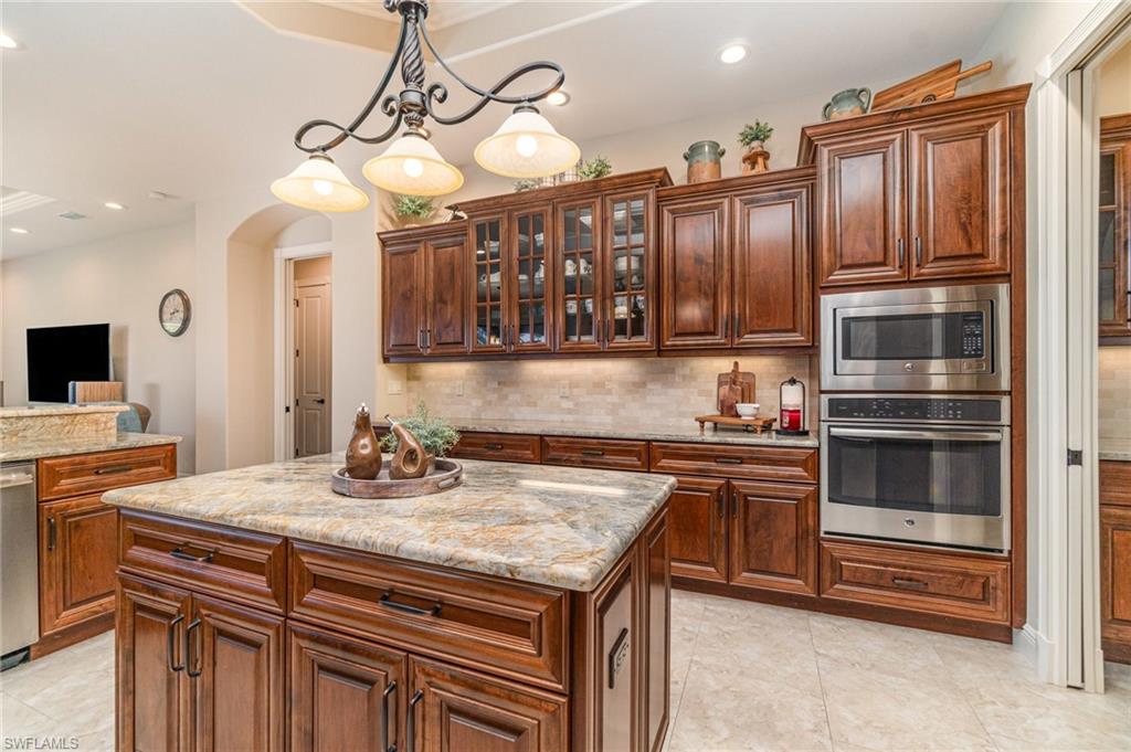 CALUSA RIDGE - Residential