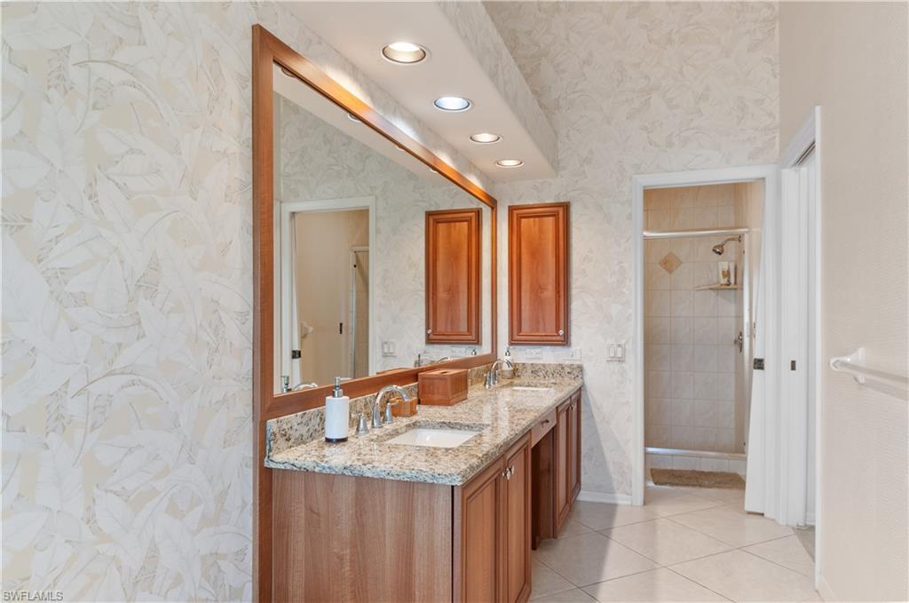 VILLAS - Residential