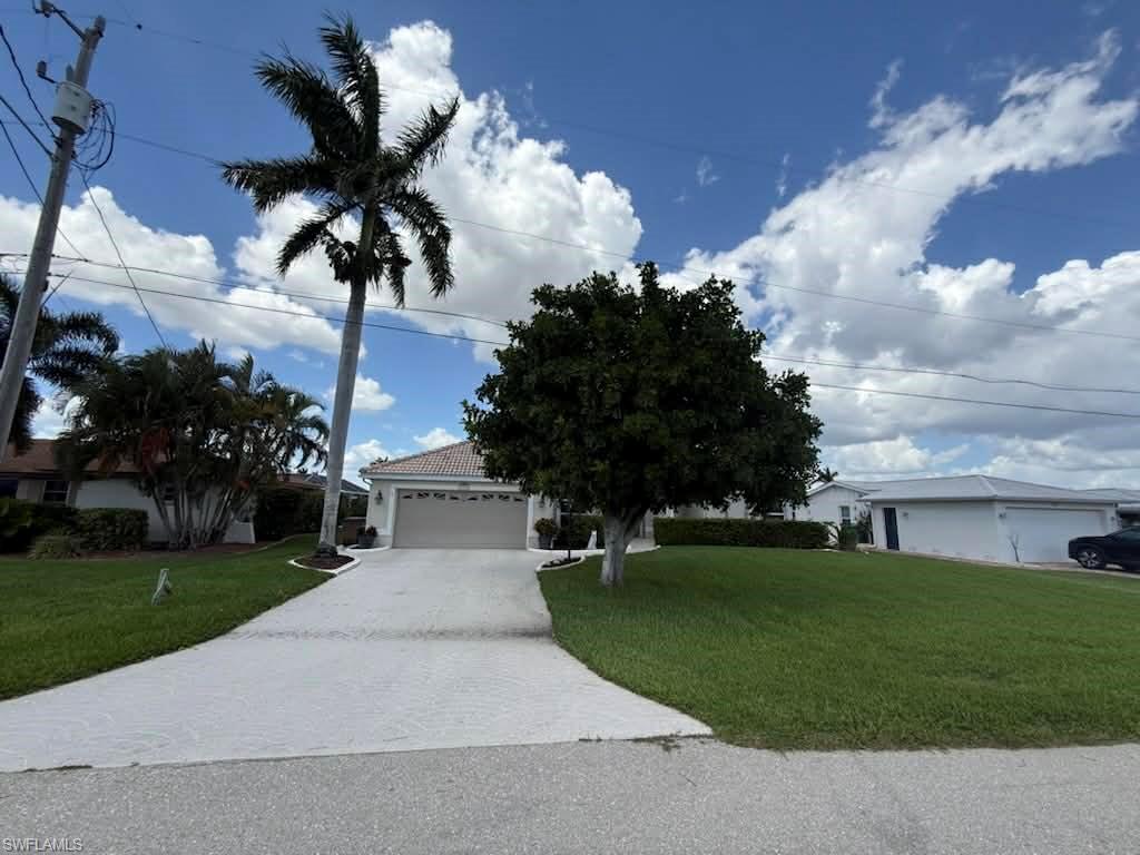 CAPE CORAL - Residential