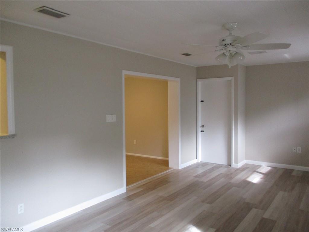 PALMLEE PARK - Residential Lease