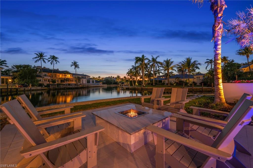 AQUALANE SHORES - Residential