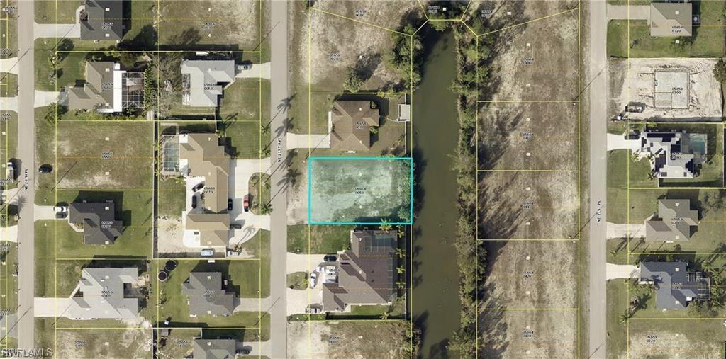 CAPE CORAL - Land
