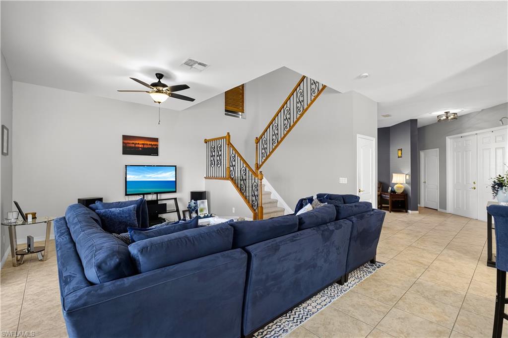 CORAL LAKES - Residential