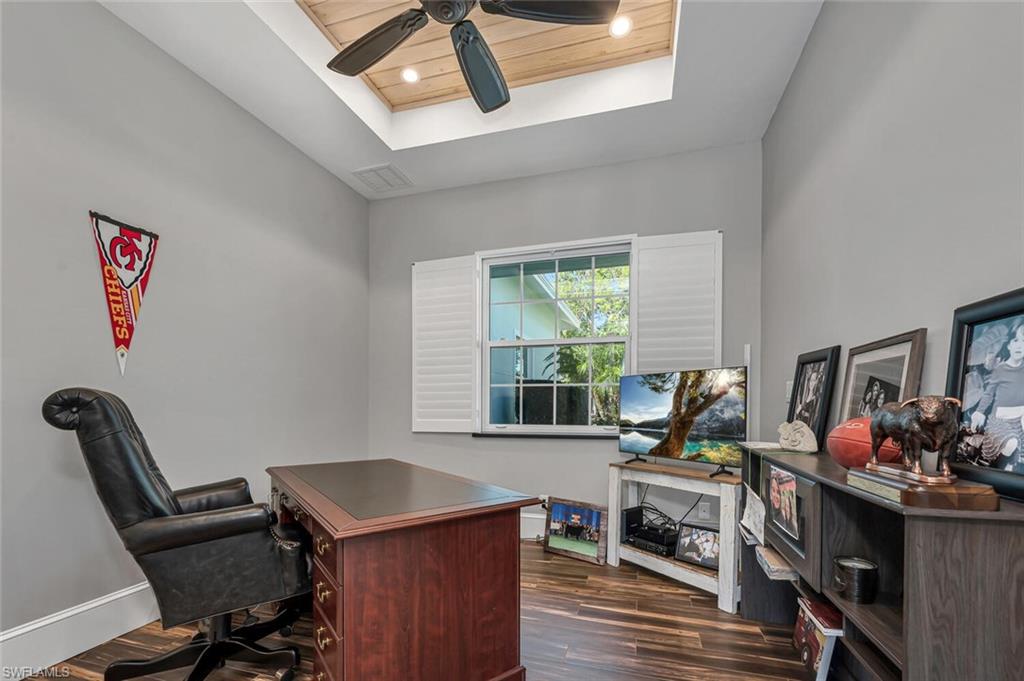 LAKE PARK - Residential