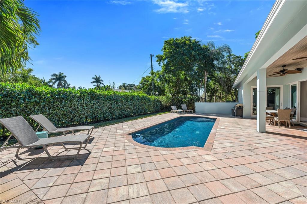 LAKE PARK - Residential