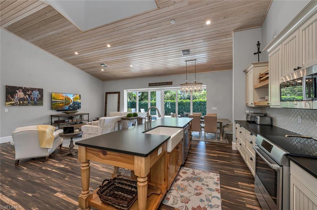 LAKE PARK - Residential