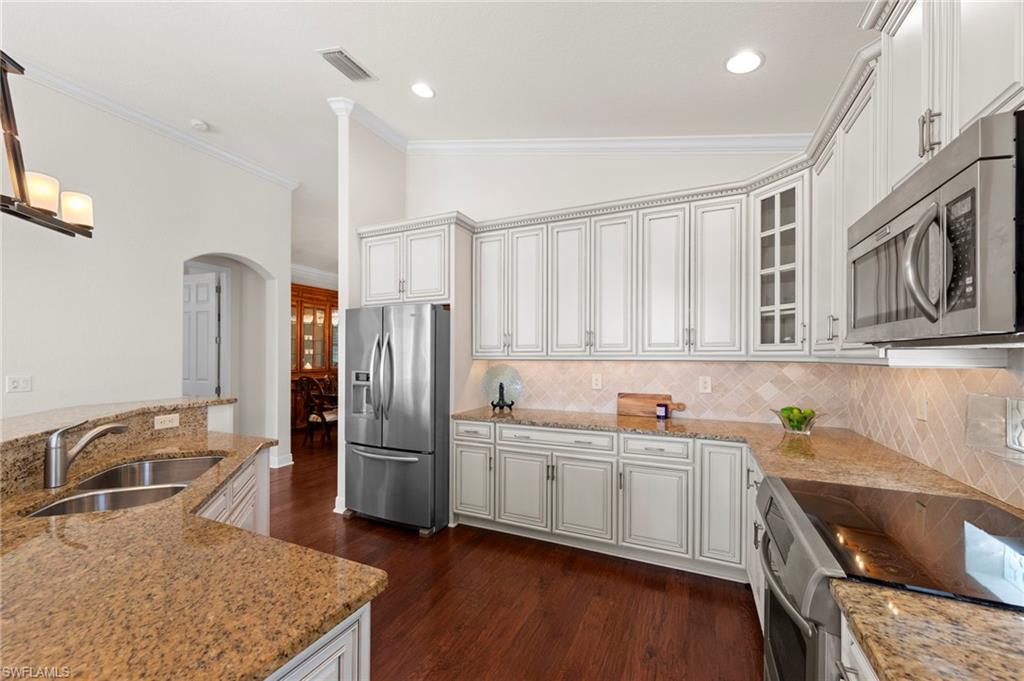 THE RESERVE AT ESTERO - Residential