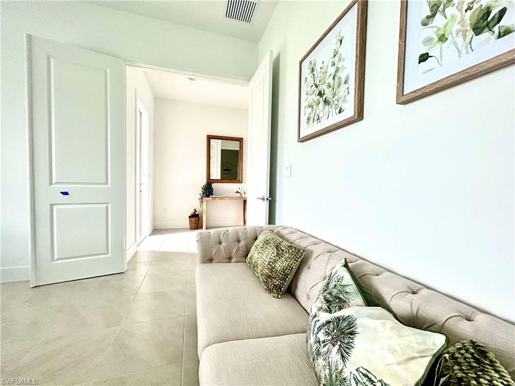 MAPLE RIDGE - Residential Lease