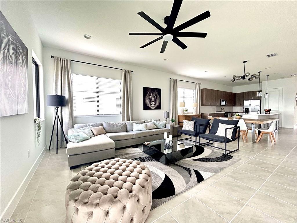 MAPLE RIDGE - Residential Lease