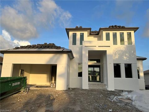 A home in MARCO ISLAND