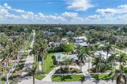 3209 W Riverside DR FORT MYERS FL 33901