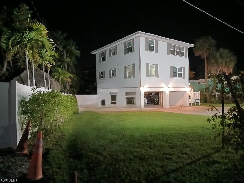 VENETIAN GARDENS - Residential Lease