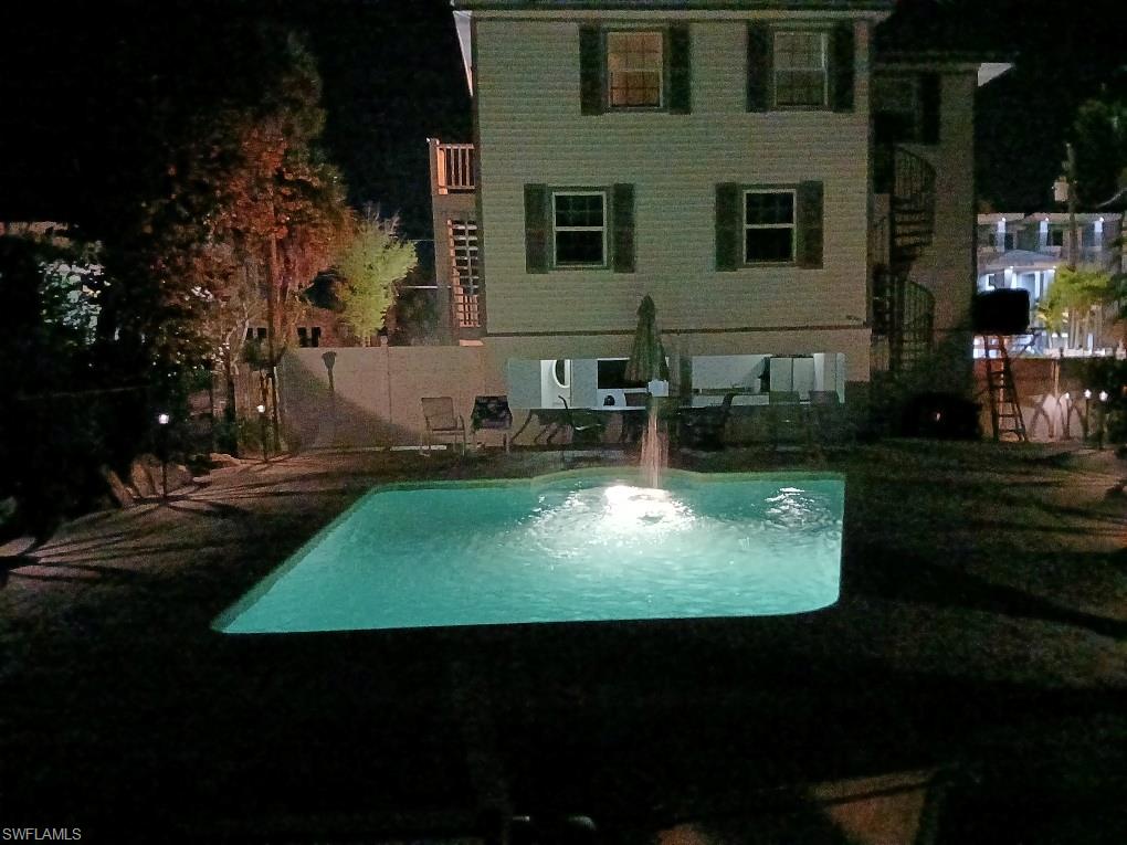 VENETIAN GARDENS - Residential Lease