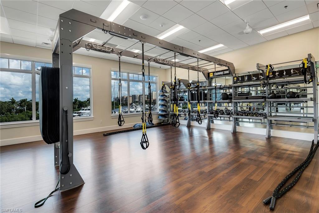 THE SHORES - Residential