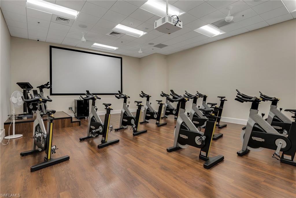 THE SHORES - Residential