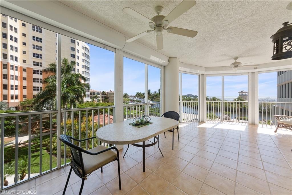 THE SHORES - Residential