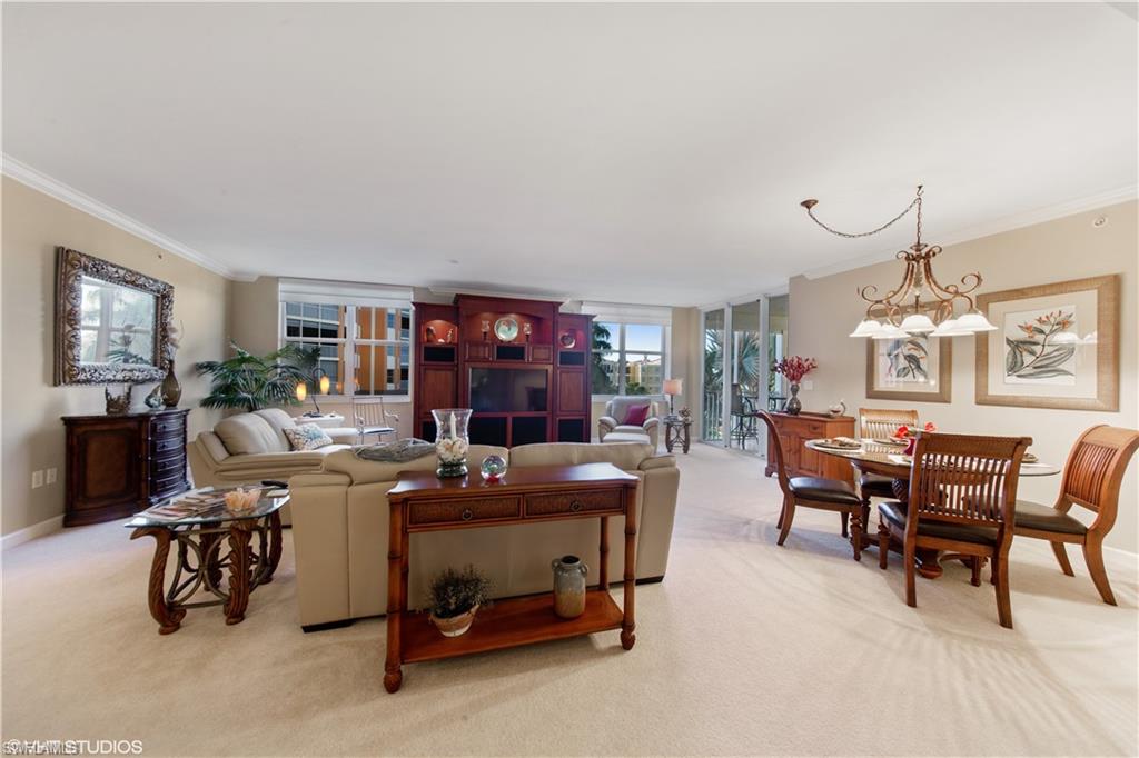 THE SHORES - Residential