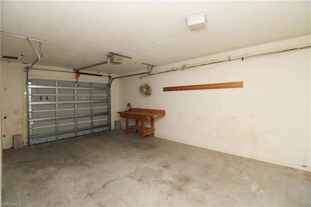 SUNRISE CAY - Residential Lease