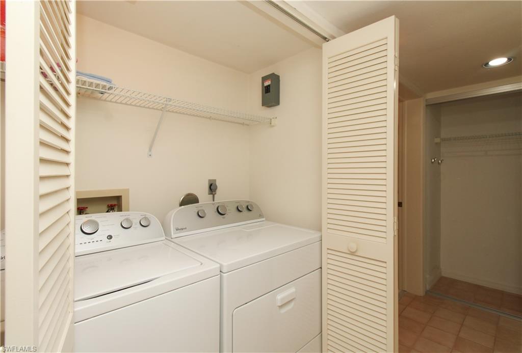 SUNRISE CAY - Residential Lease