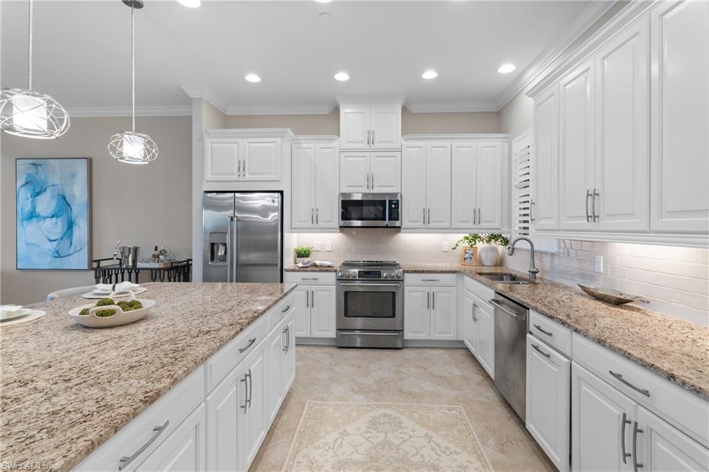 ESPLANADE - Residential