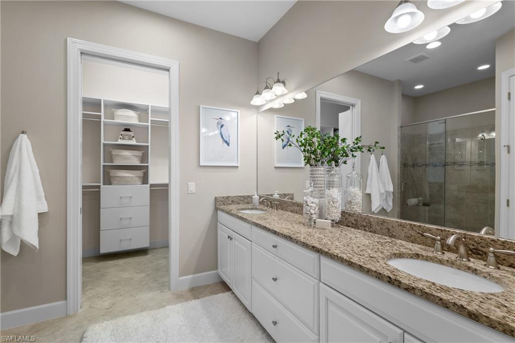 ESPLANADE - Residential