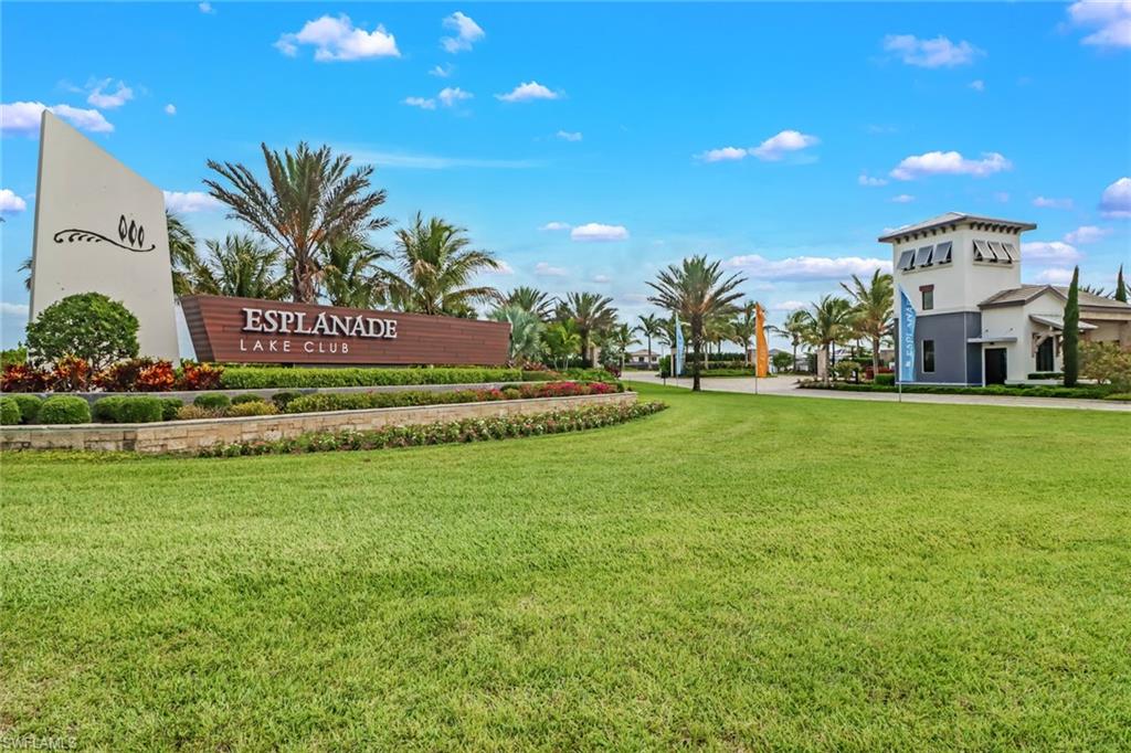 ESPLANADE LAKE CLUB - Residential