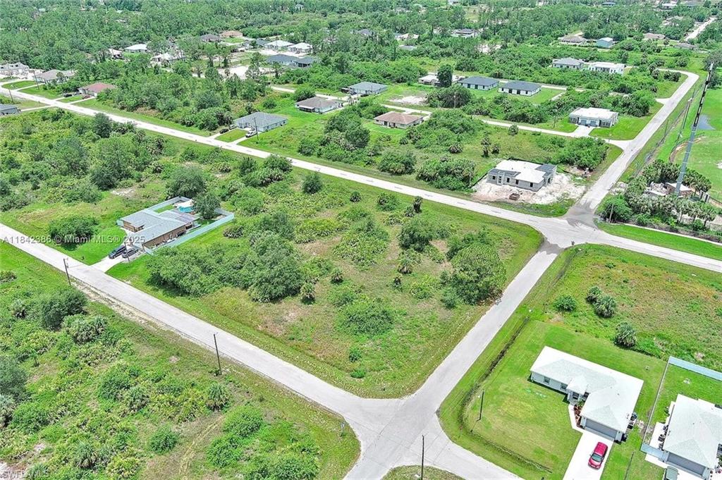LEHIGH ACRES - Land