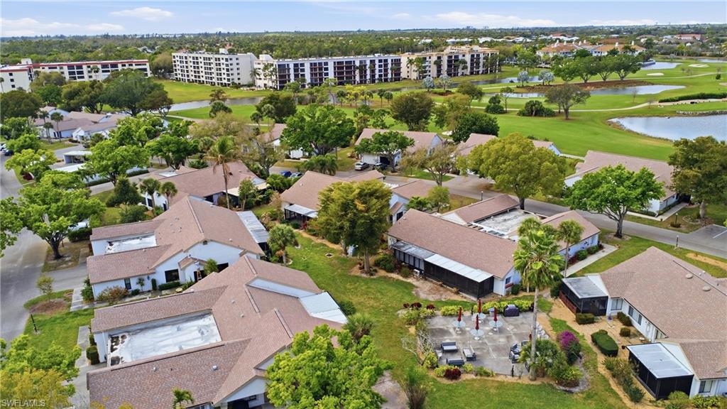 SEVEN LAKES - Residential