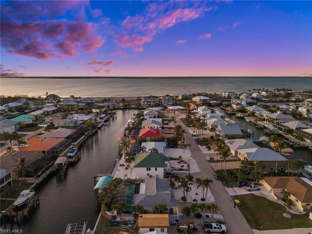 PINE ISLAND SHORES UNIT 8 - Residential