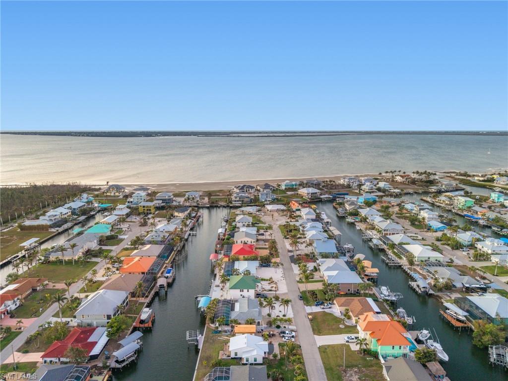 PINE ISLAND SHORES UNIT 8 - Residential