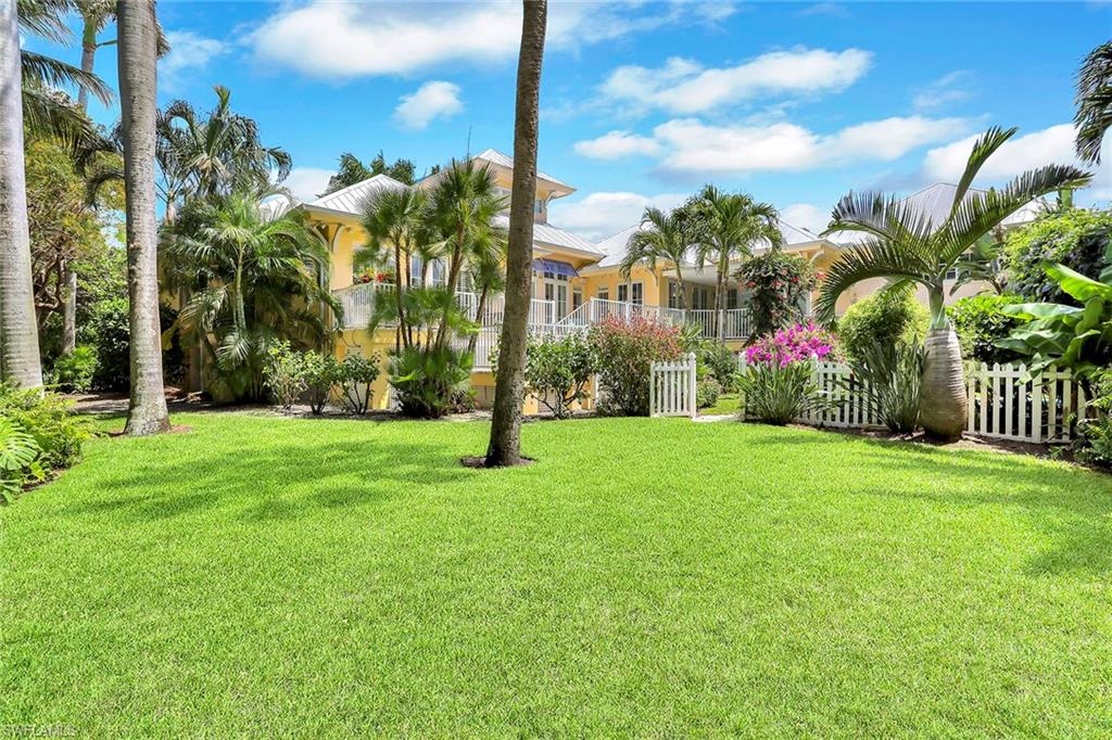 OLDE NAPLES - Residential