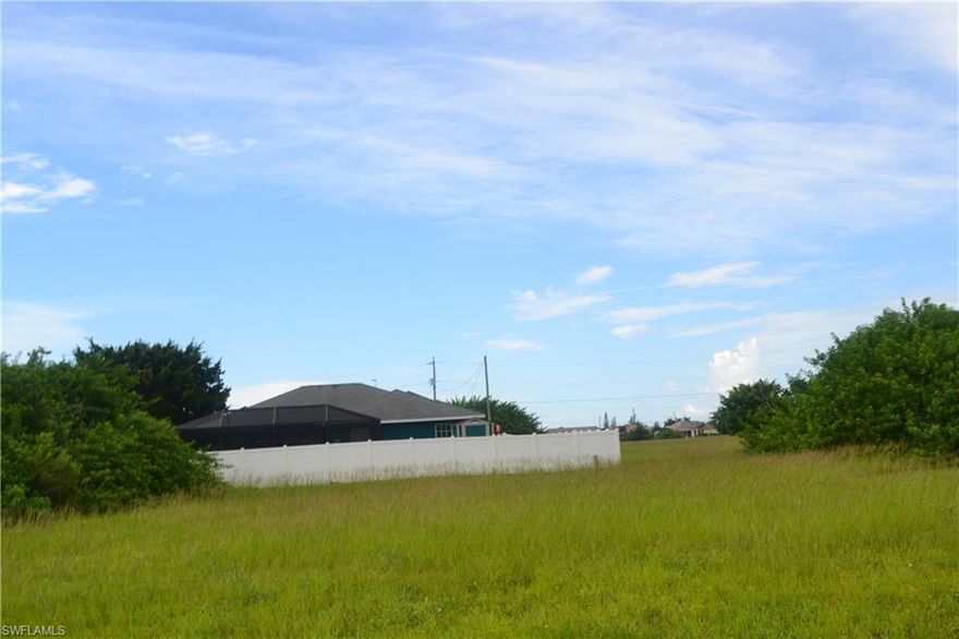 Beautiful Oversized Southern Exposure Lot Across From Waterfront. Close to Golf, Schools, Shopping & Boating. Build Your Dream Home Today!!!