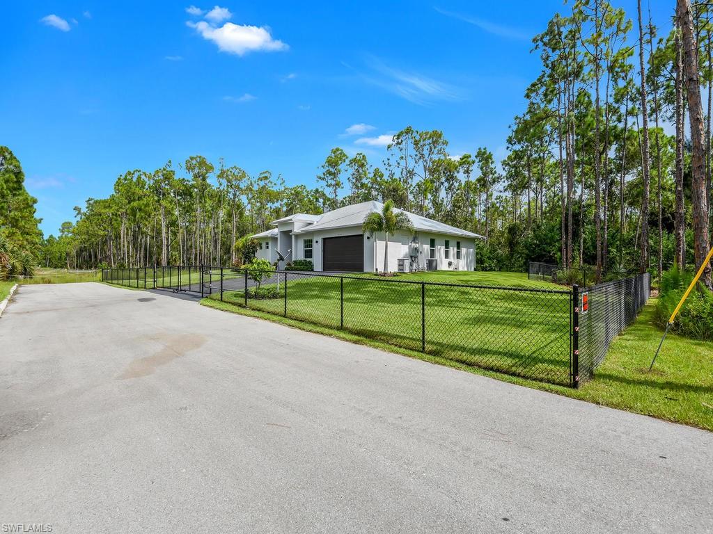 SAN CARLOS ESTATES - Residential