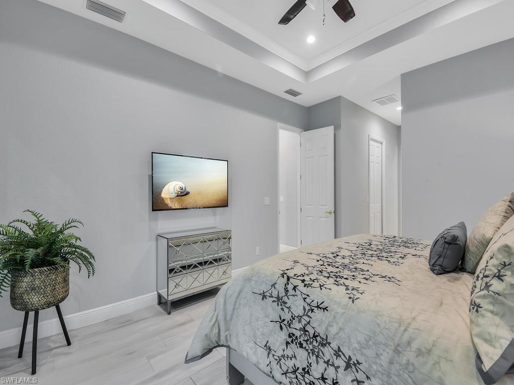 SAN CARLOS ESTATES - Residential