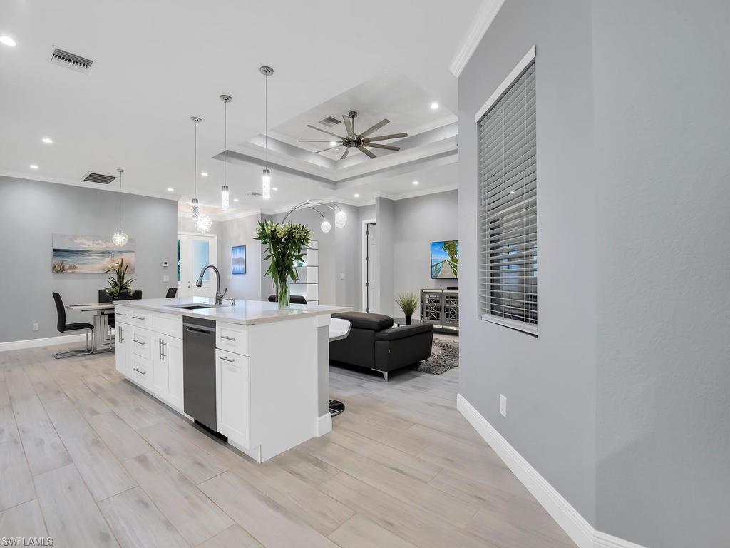 SAN CARLOS ESTATES - Residential