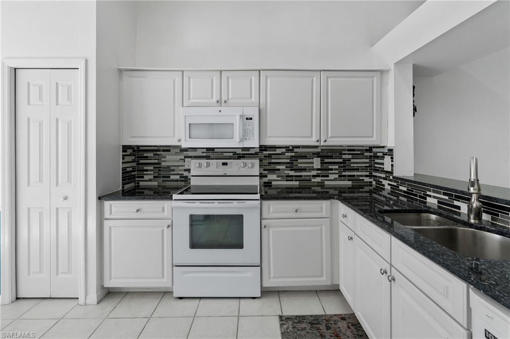 WALDEN SHORES - Residential