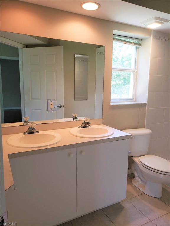 MANORS AT FOUNTAIN LAKES - Residential