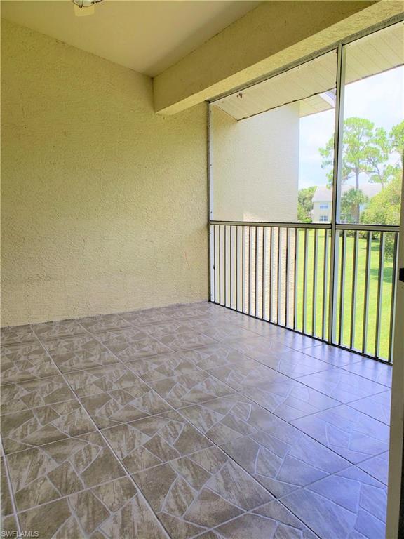 MANORS AT FOUNTAIN LAKES - Residential