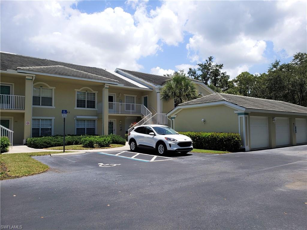 MANORS AT FOUNTAIN LAKES - Residential