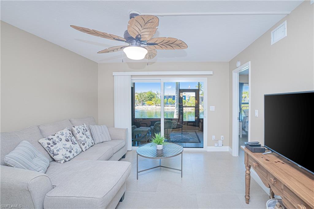 DAVIS LAKE CONDO - Residential