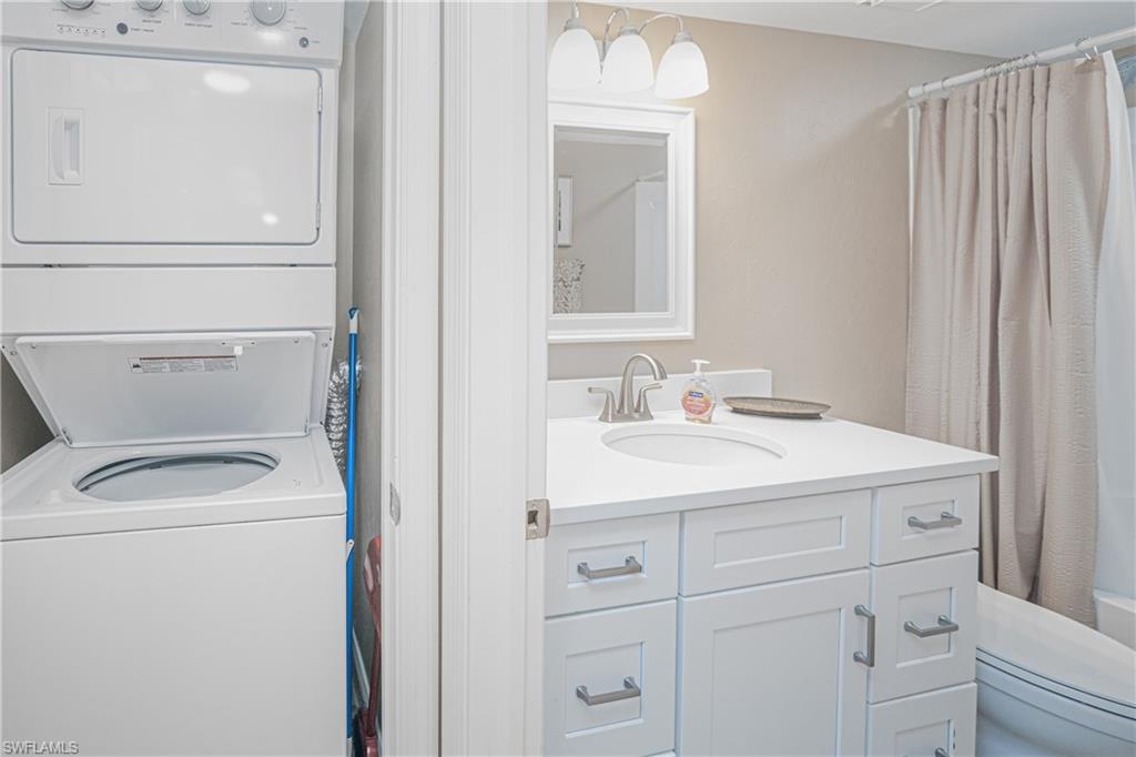 DAVIS LAKE CONDO - Residential