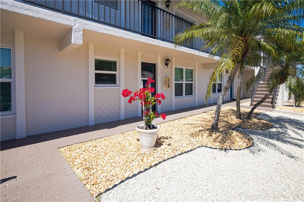 DAVIS LAKE CONDO - Residential