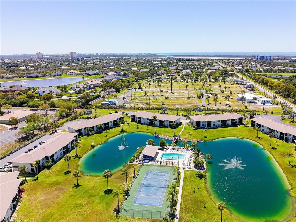 DAVIS LAKE CONDO - Residential