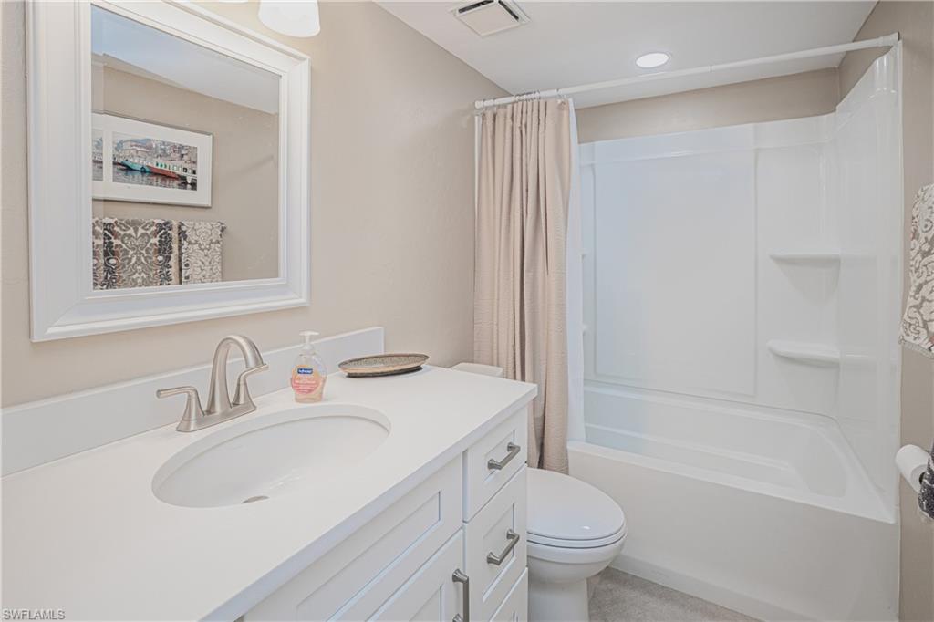 DAVIS LAKE CONDO - Residential