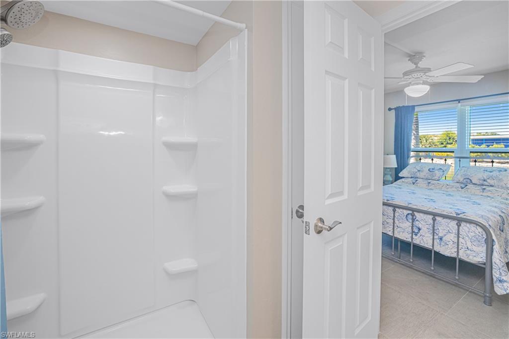 DAVIS LAKE CONDO - Residential