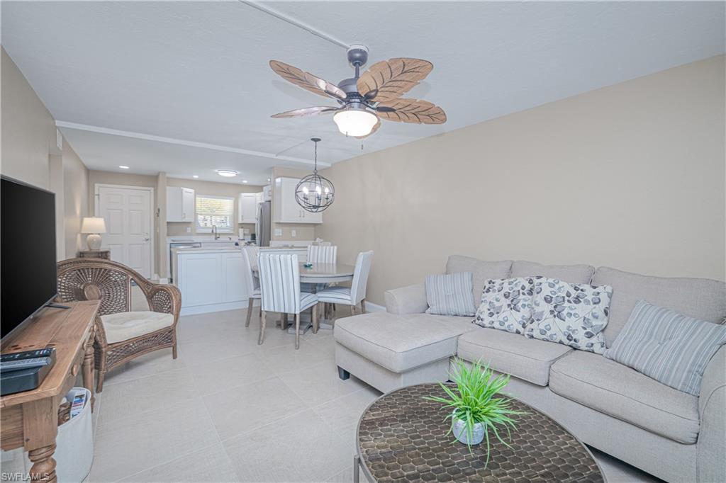 DAVIS LAKE CONDO - Residential